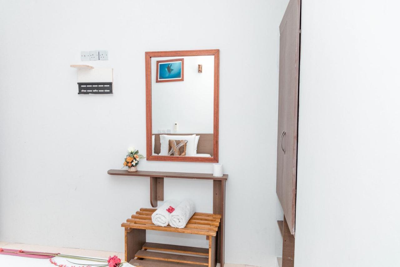 Santa Rosa Maldives Hotel Тулусдоо Екстериор снимка