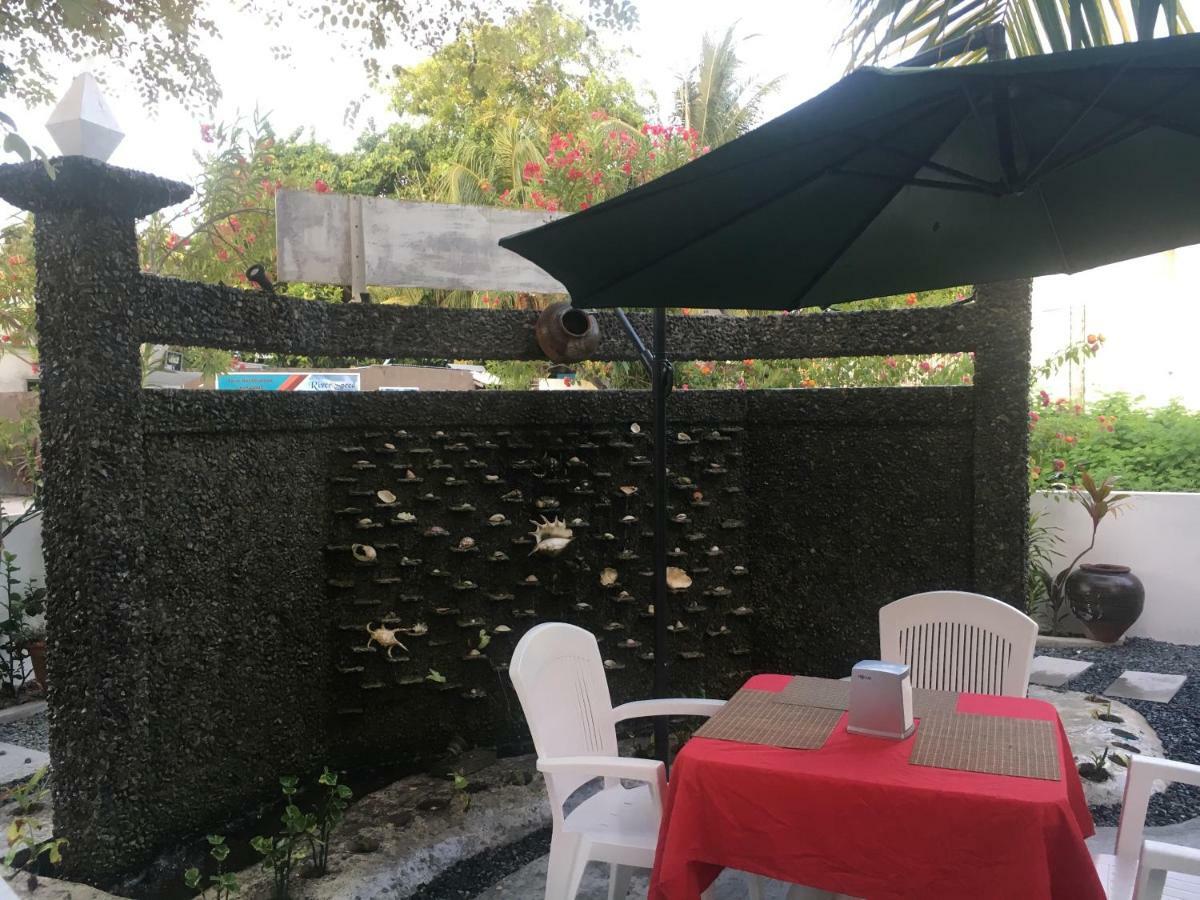 Santa Rosa Maldives Hotel Тулусдоо Екстериор снимка