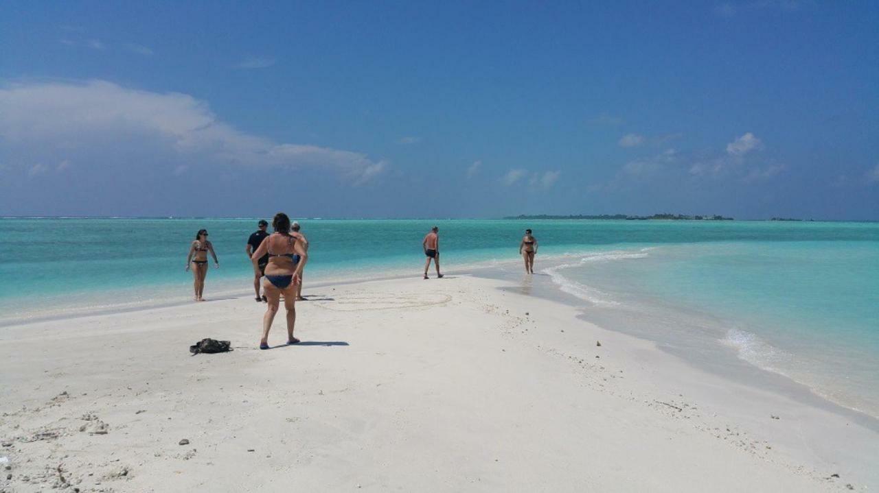 Santa Rosa Maldives Hotel Тулусдоо Екстериор снимка