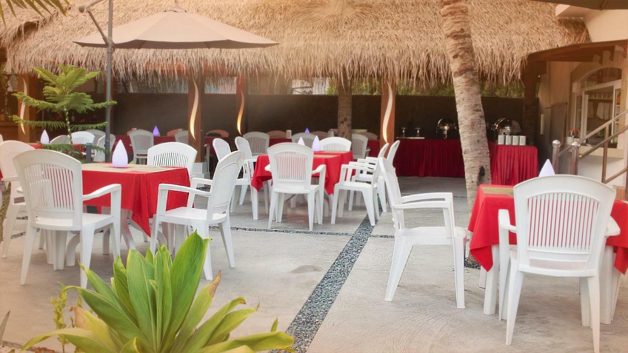 Santa Rosa Maldives Hotel Тулусдоо Екстериор снимка